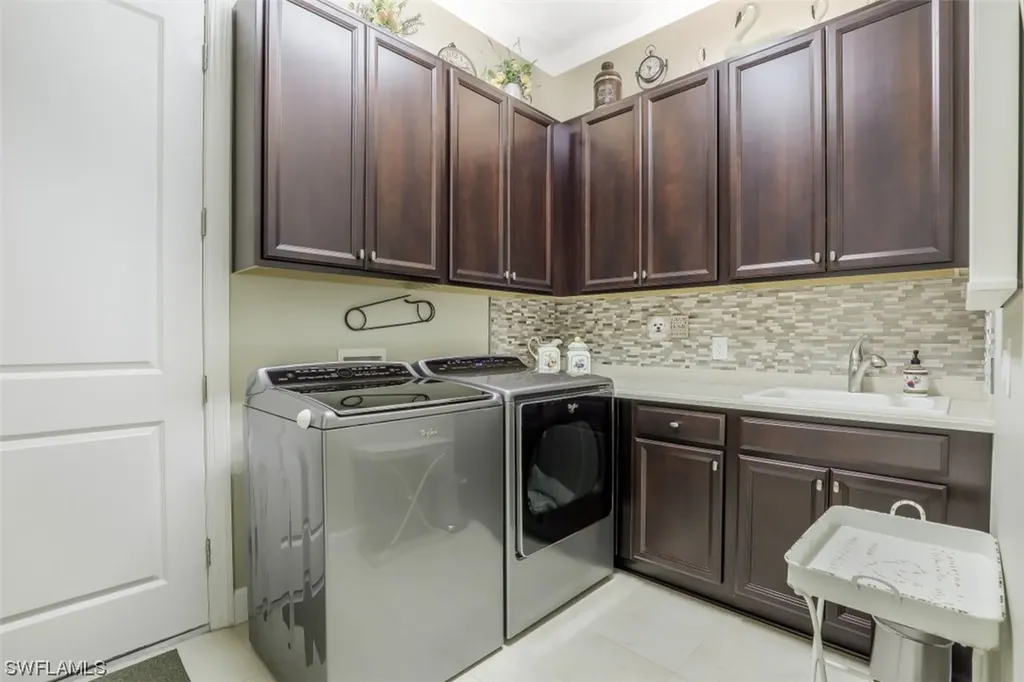 8514 Palacio Terrace N Naples FL 34114