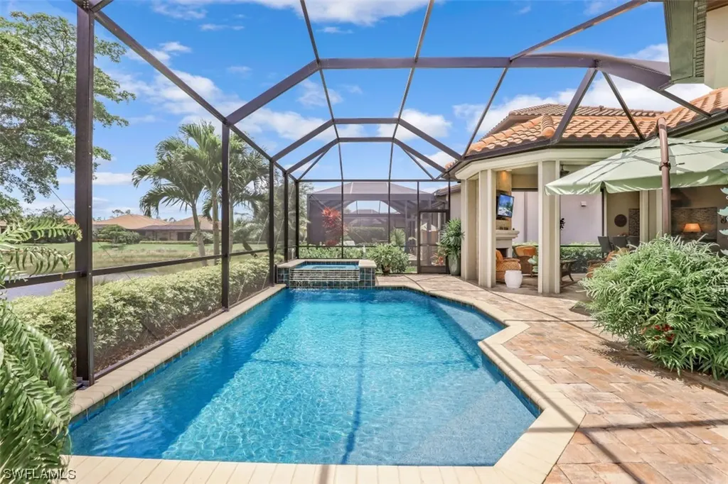 8514 Palacio Terrace N Naples FL 34114