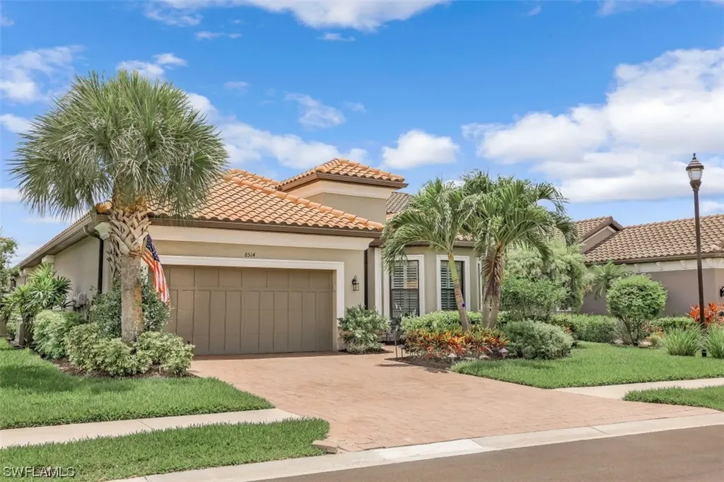 8514 Palacio Terrace N Naples FL 34114