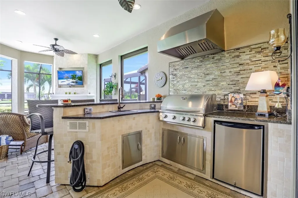 8514 Palacio Terrace N Naples FL 34114