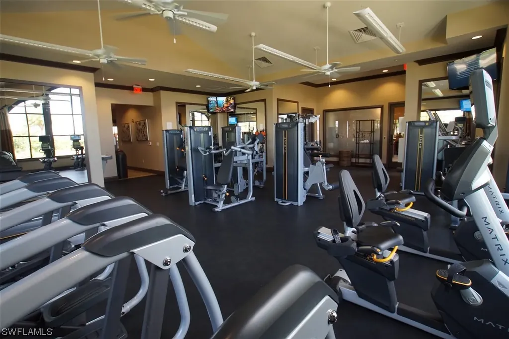 8514 Palacio Terrace N Naples FL 34114