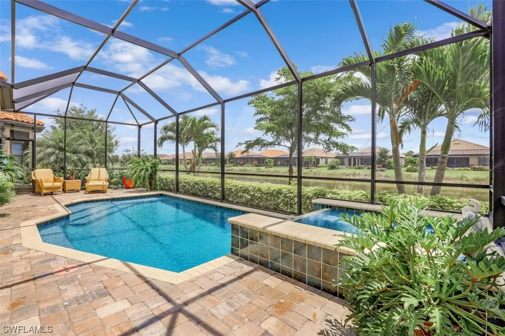 8514 Palacio Terrace N Naples FL 34114