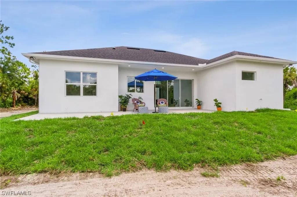 2986 32nd Avenue SE Naples FL 34117