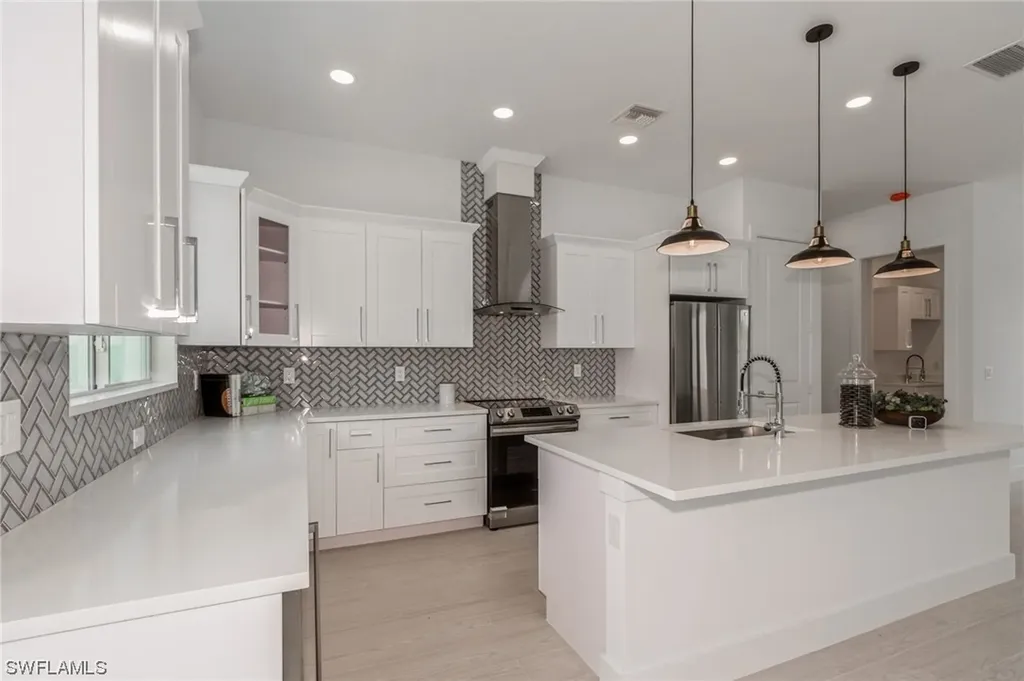 2986 32nd Avenue SE Naples FL 34117