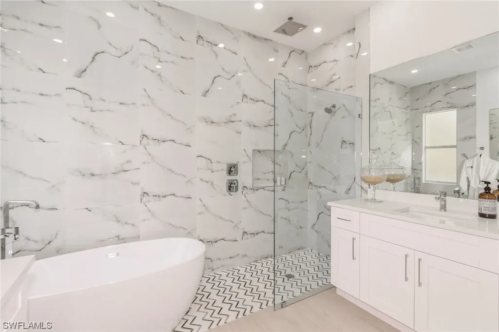 2986 32nd Avenue SE Naples FL 34117
