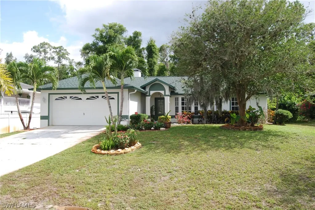 8104 Cypress Drive N Fort Myers FL 33967