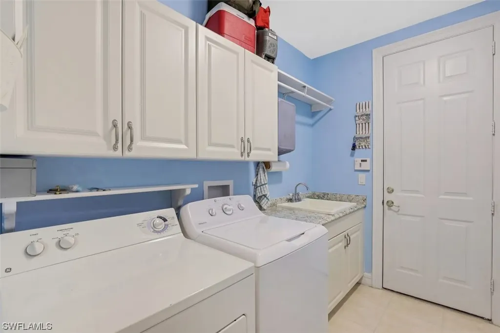 1427 King Sago Court Naples FL 34119