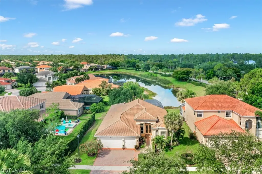1427 King Sago Court Naples FL 34119
