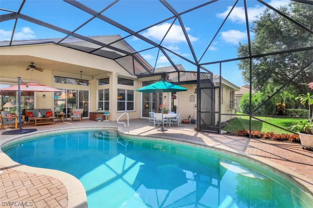 1427 King Sago Court Naples FL 34119
