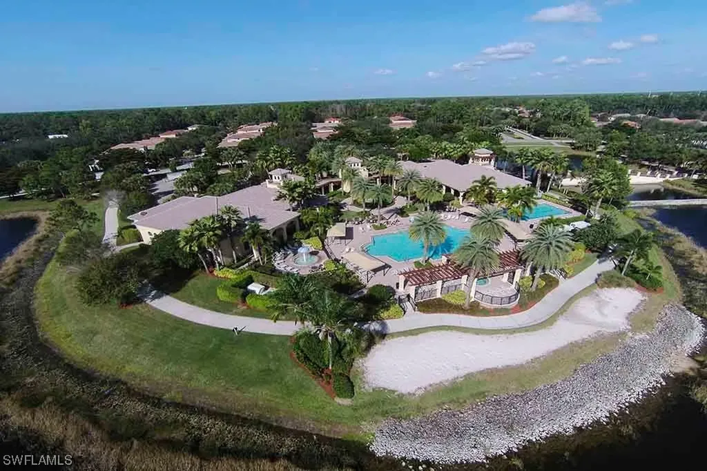 1427 King Sago Court Naples FL 34119