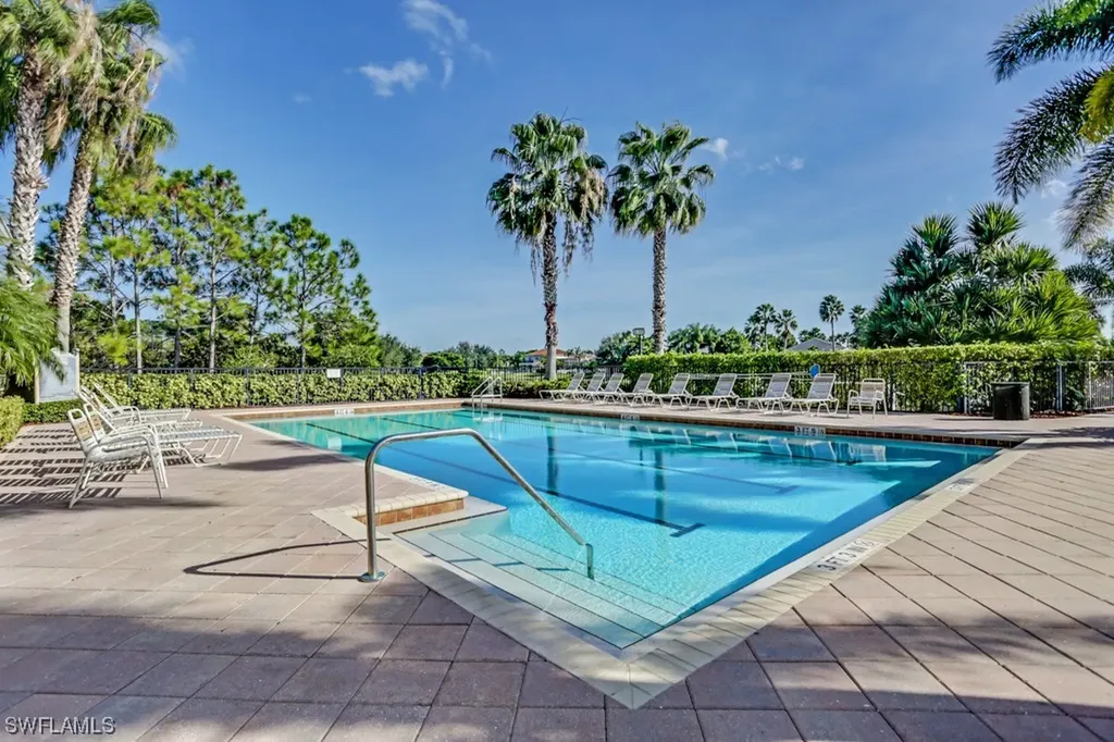 1427 King Sago Court Naples FL 34119