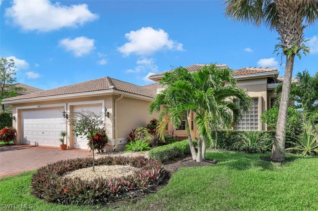 1427 King Sago Court Naples FL 34119