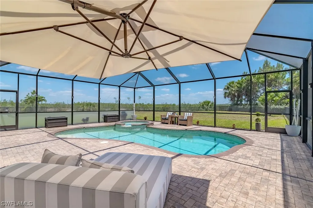 3294 Tahoe Court Naples FL 34119