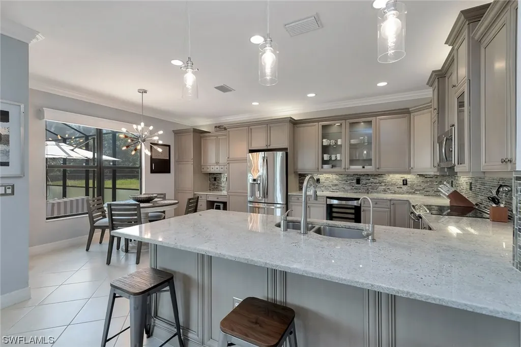 3294 Tahoe Court Naples FL 34119