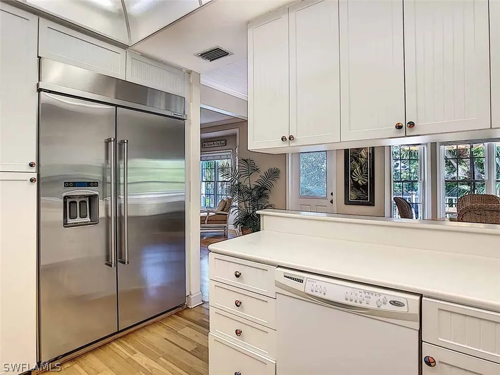 539 N Yachtsman Drive Sanibel FL 33957