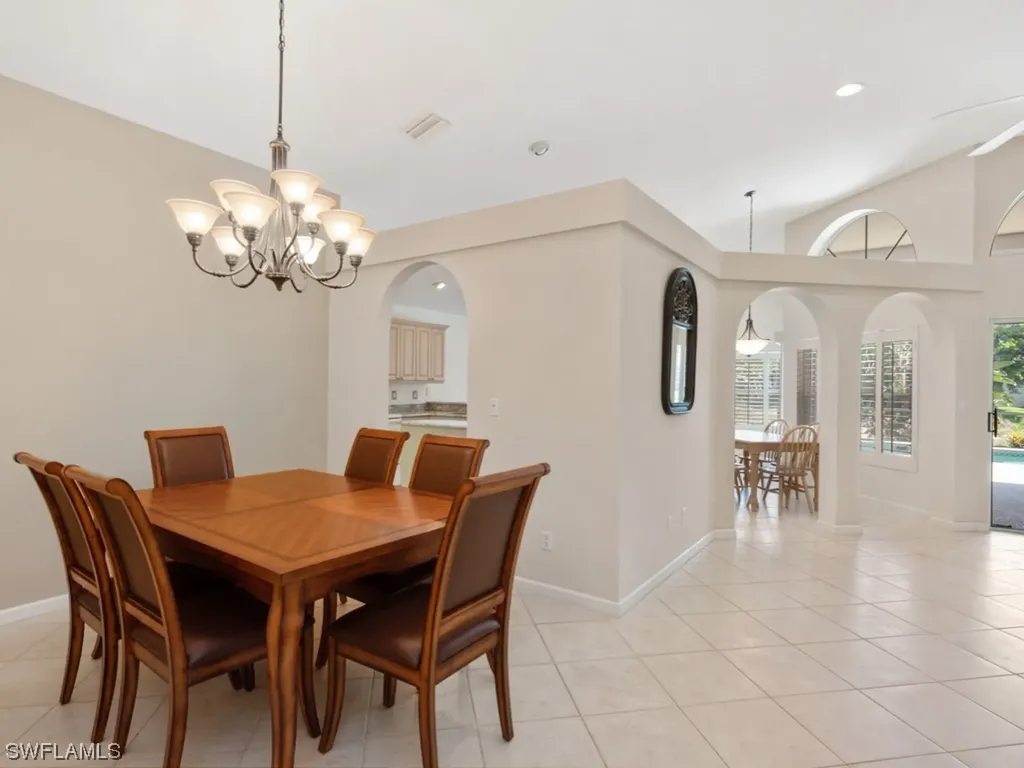 6760 Southern Oak Court Naples FL 34109