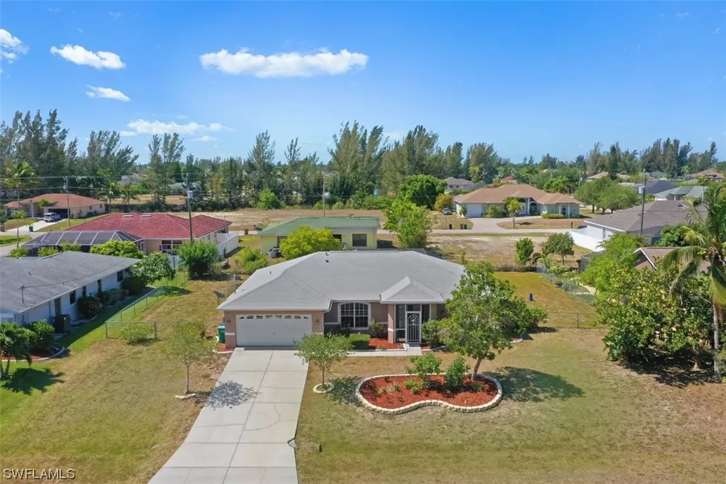 422 SW 21st Street Cape Coral FL 33991