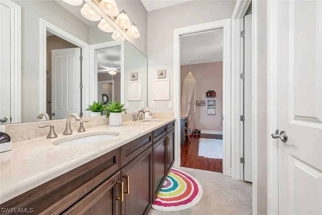 7390 Acorn Way Naples FL 34119