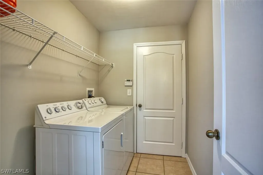 2725 NW 19th Avenue Cape Coral FL 33993