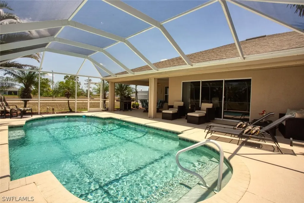 2725 NW 19th Avenue Cape Coral FL 33993
