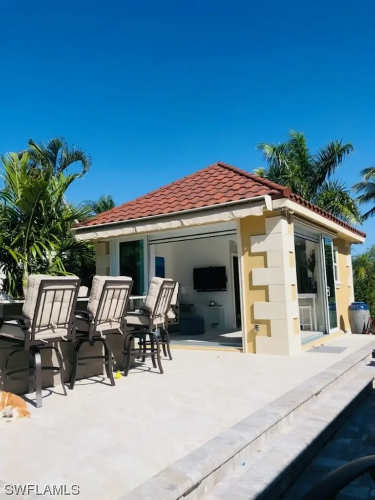 4833 Southern Breeze Drive Naples FL 34114