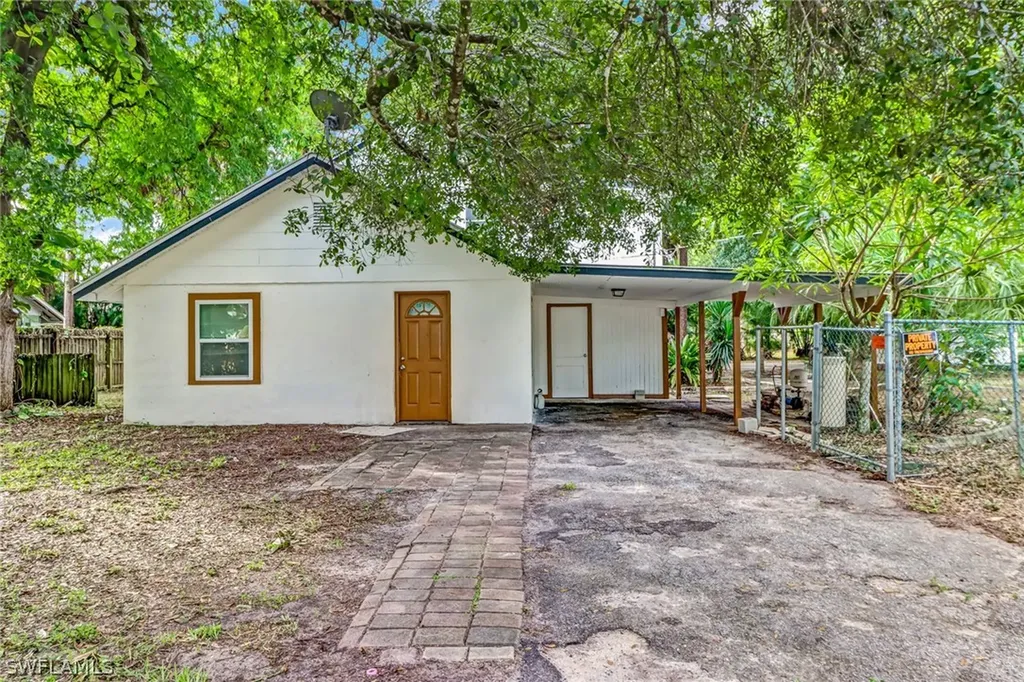 2208 Williams Drive Fort Myers FL 33901