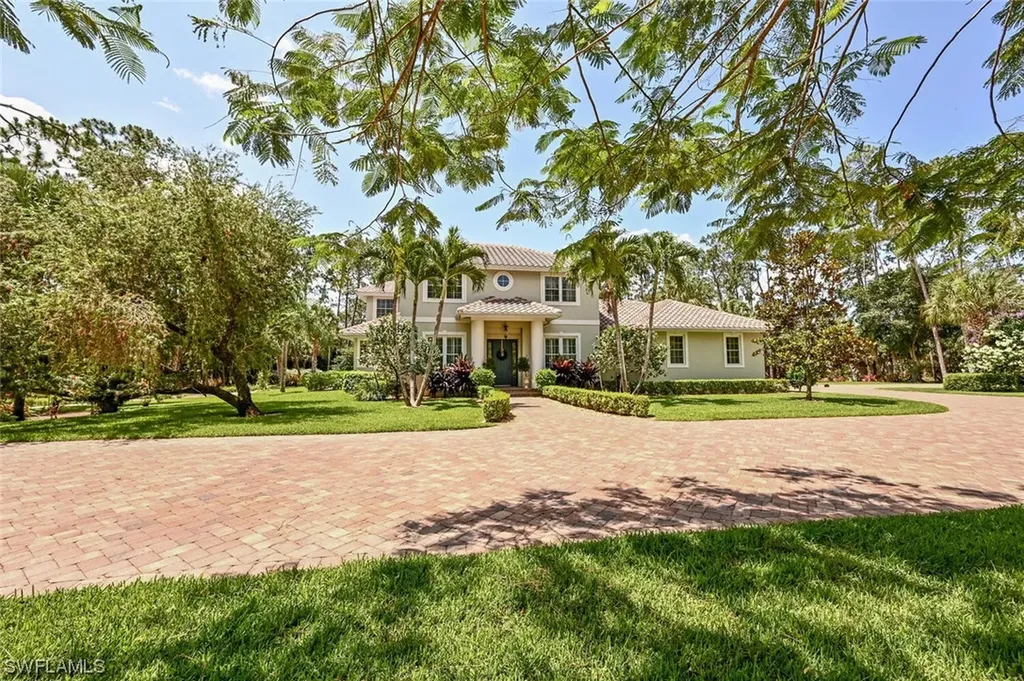 5574 Dogwood Way Naples FL 34116
