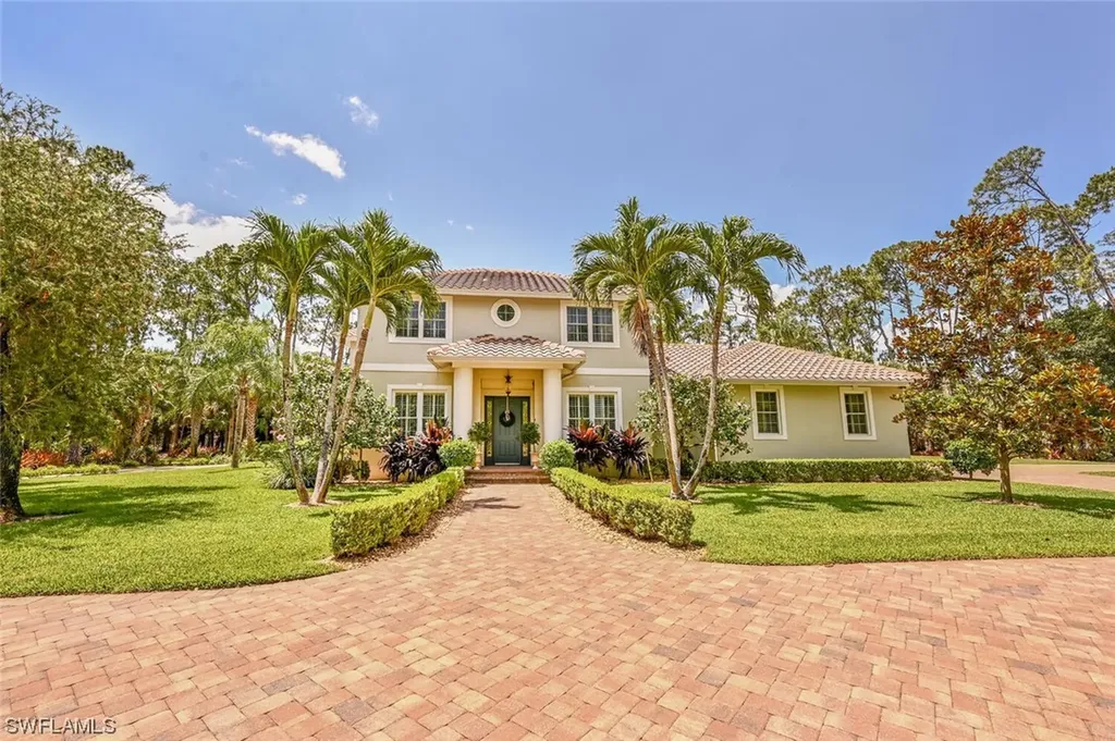 5574 Dogwood Way Naples FL 34116