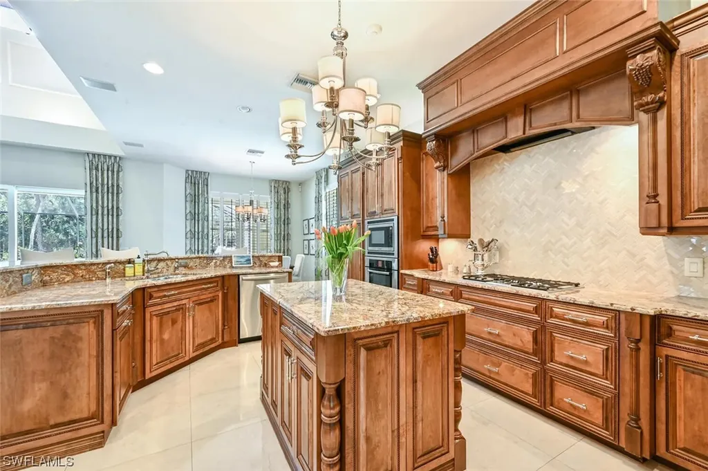 5574 Dogwood Way Naples FL 34116