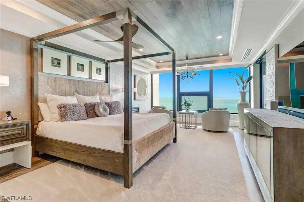 4301 Gulf Shore Boulevard N Naples FL 34103