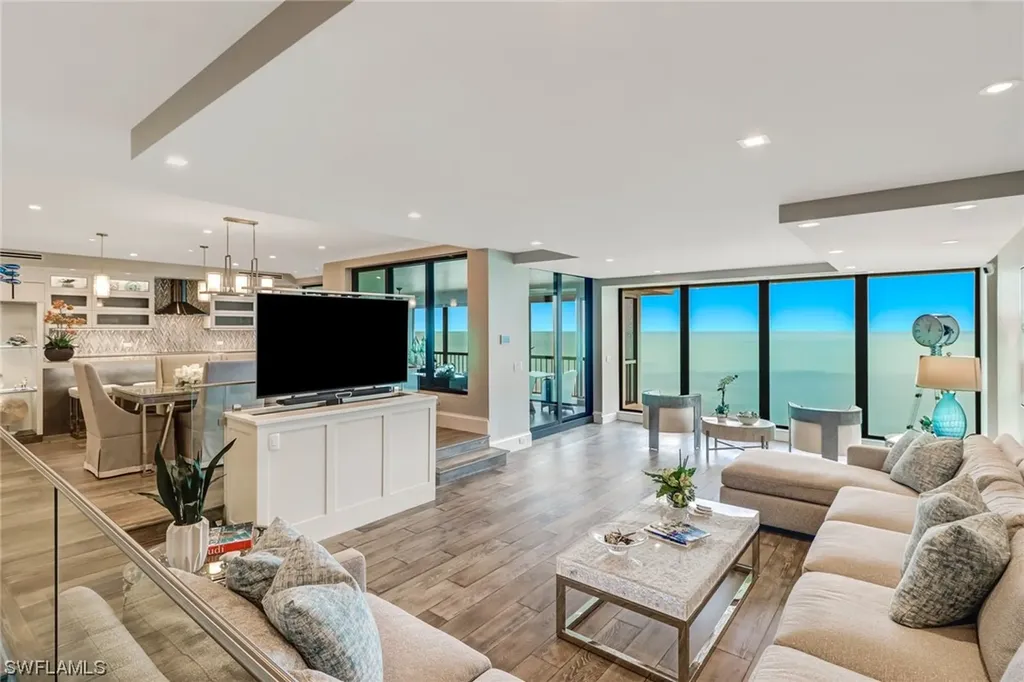 4301 Gulf Shore Boulevard N Naples FL 34103