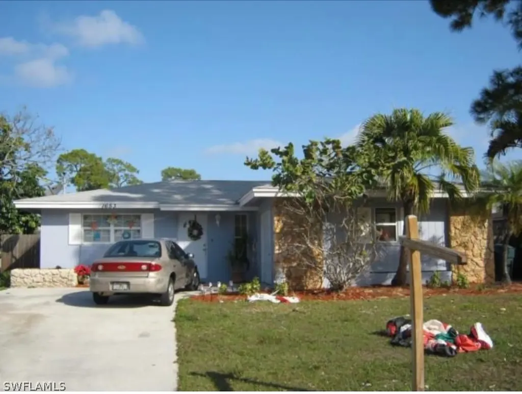 1653 Lowell Court Fort Myers FL 33907