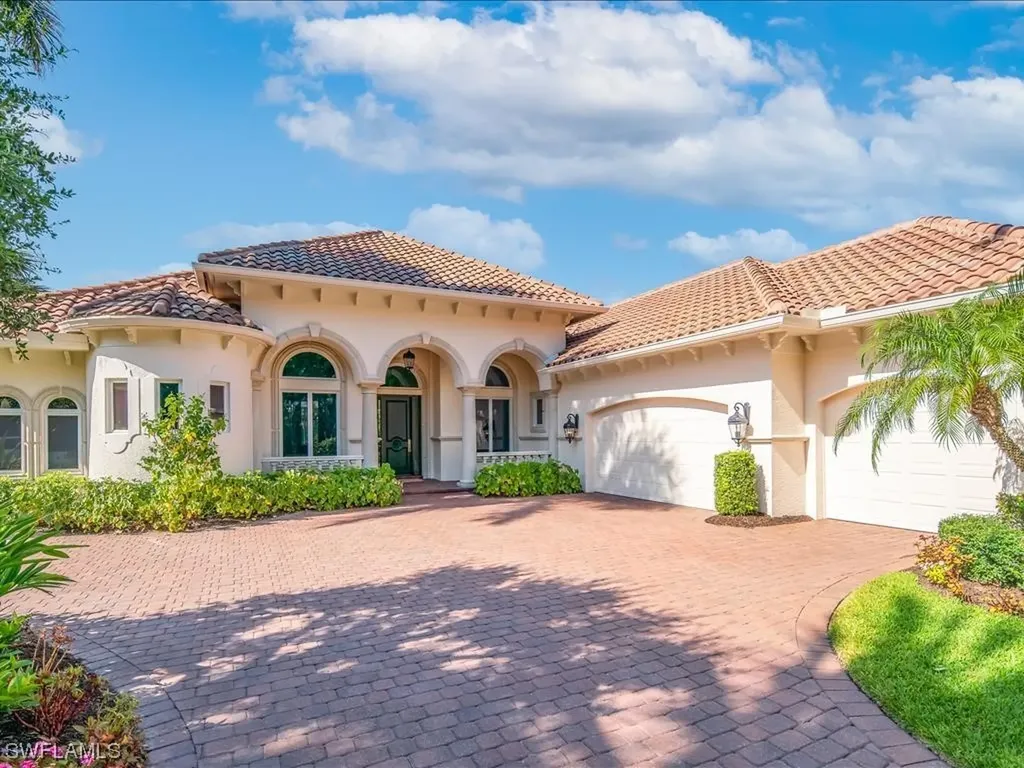 3836 Mahogany Bend Drive Naples FL 34114
