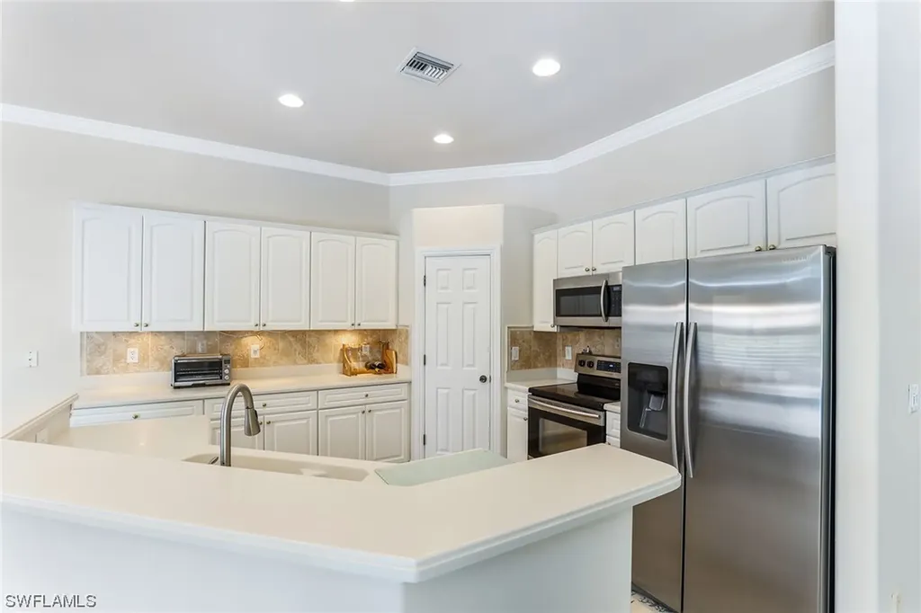 6824 Bent Grass Drive Naples FL 34113