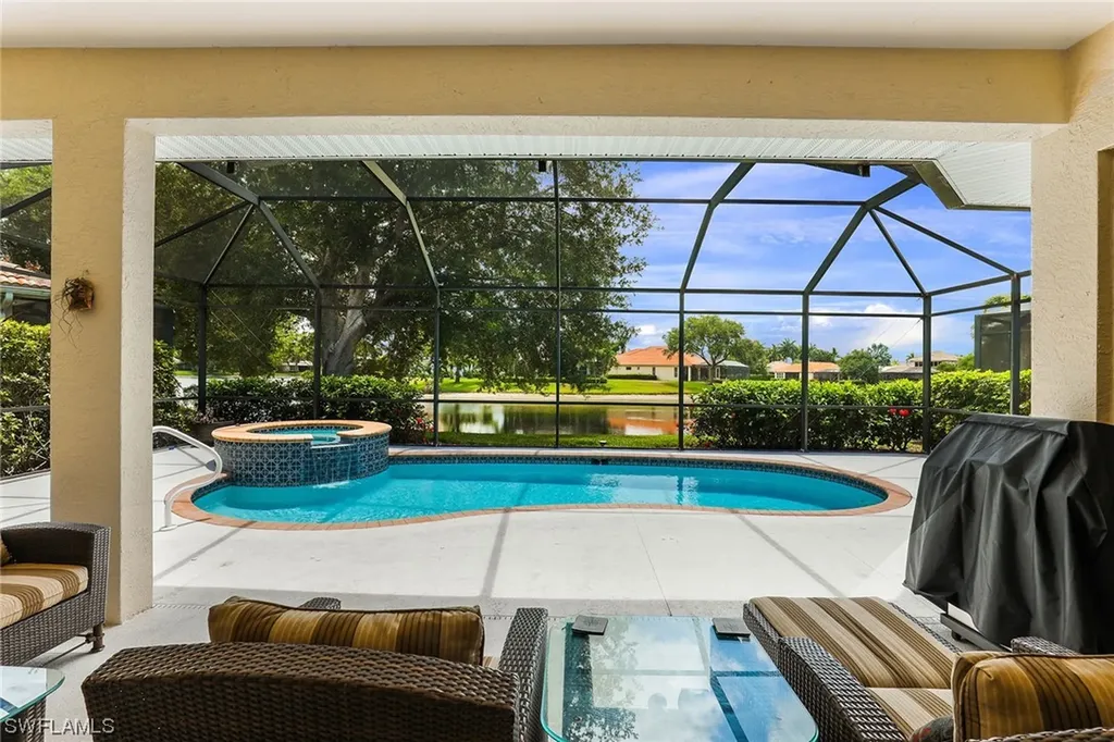 6824 Bent Grass Drive Naples FL 34113