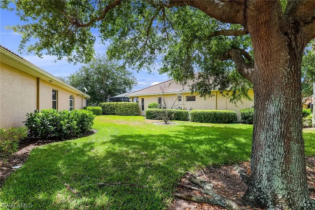 6824 Bent Grass Drive Naples FL 34113