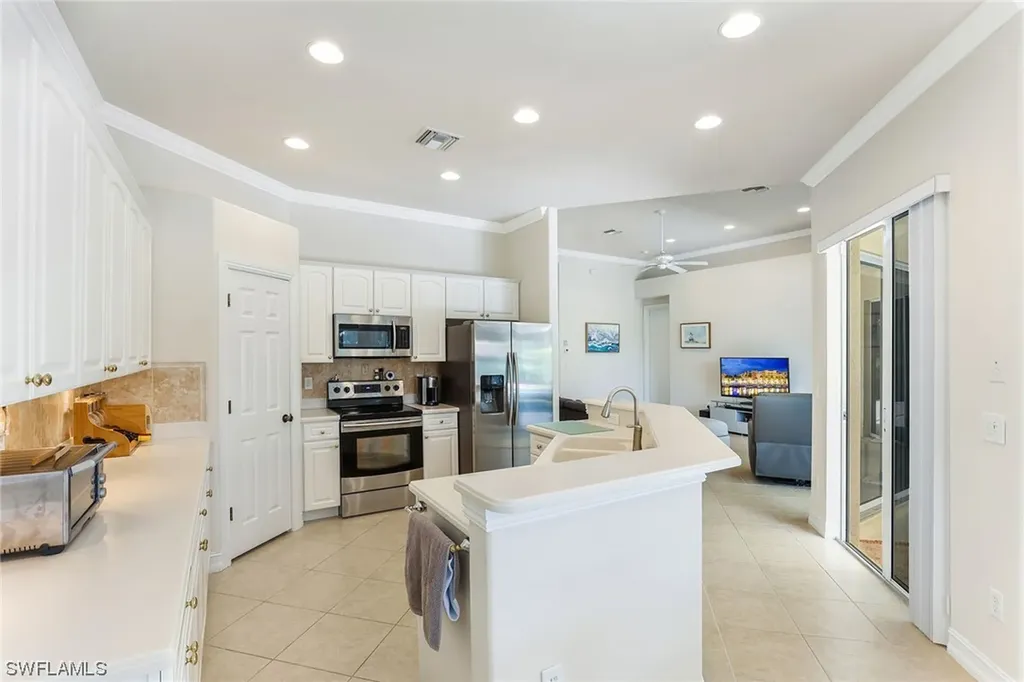 6824 Bent Grass Drive Naples FL 34113
