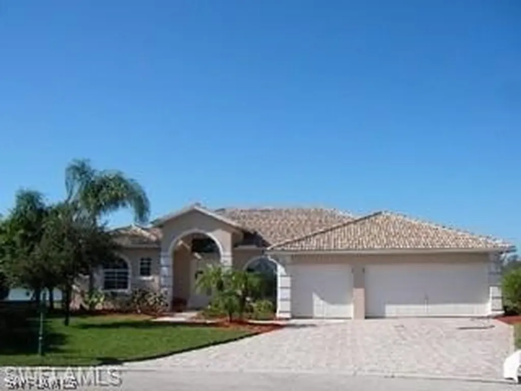 Naples FL, 1020 Port Orange Court