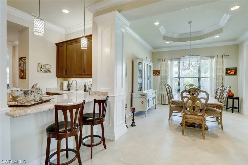 2899 Cinnamon Bay Circle Naples FL 34119