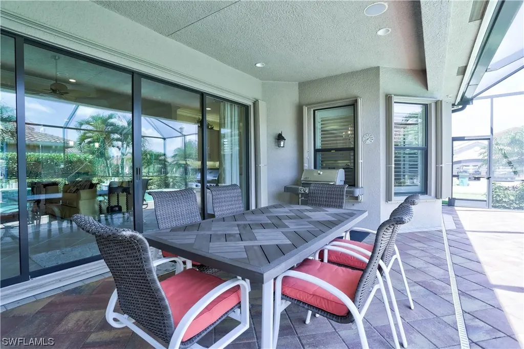 2899 Cinnamon Bay Circle Naples FL 34119