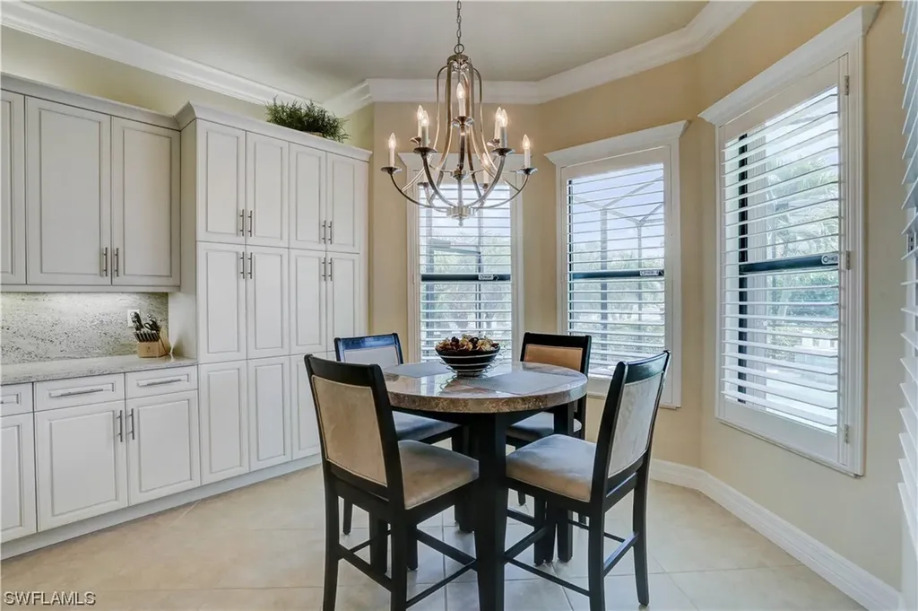 2899 Cinnamon Bay Circle Naples FL 34119