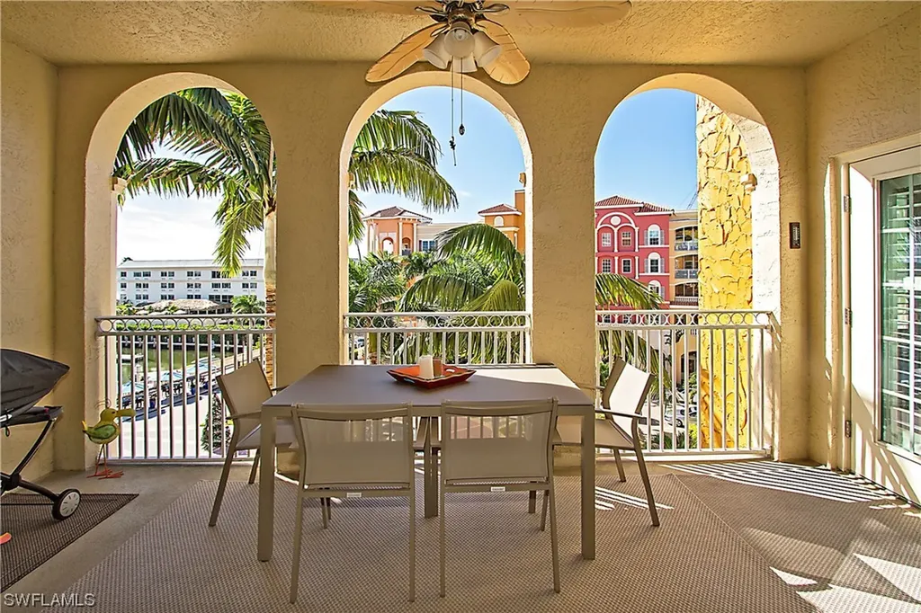 Naples FL, 451 Bayfront Place, Unit 5405