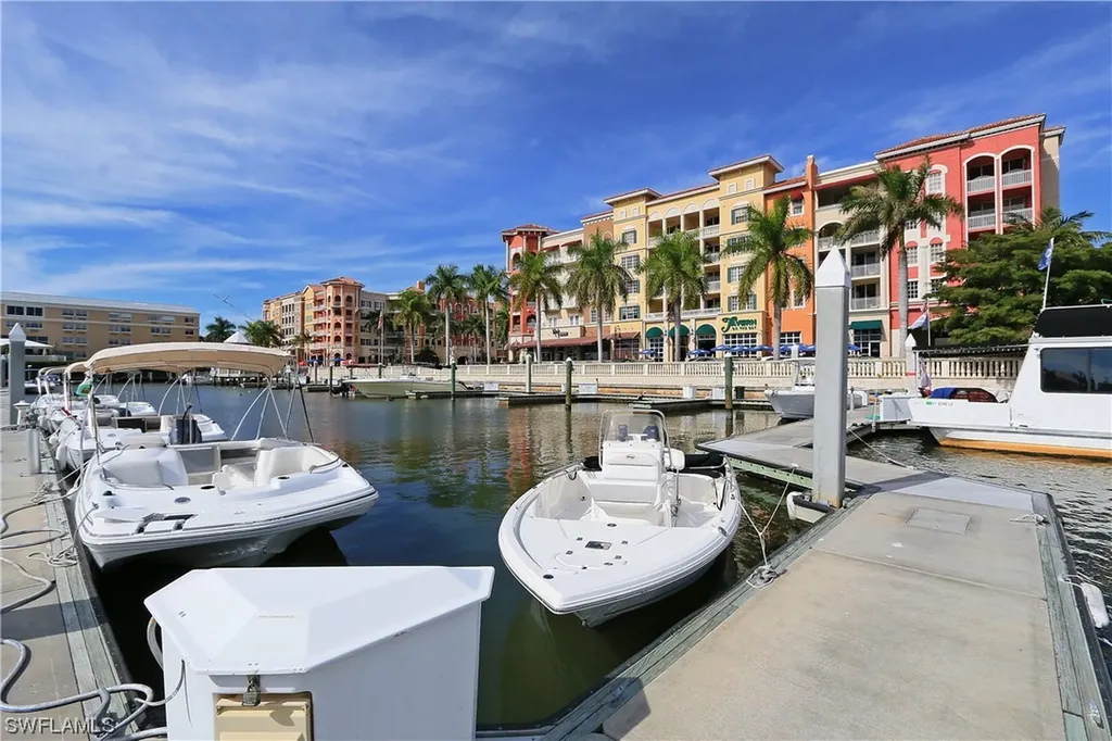 451 Bayfront Place Naples FL 34102