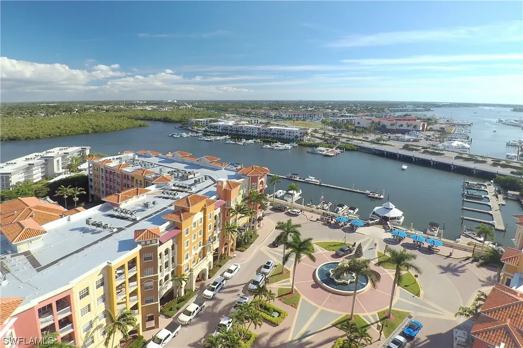451 Bayfront Place Naples FL 34102