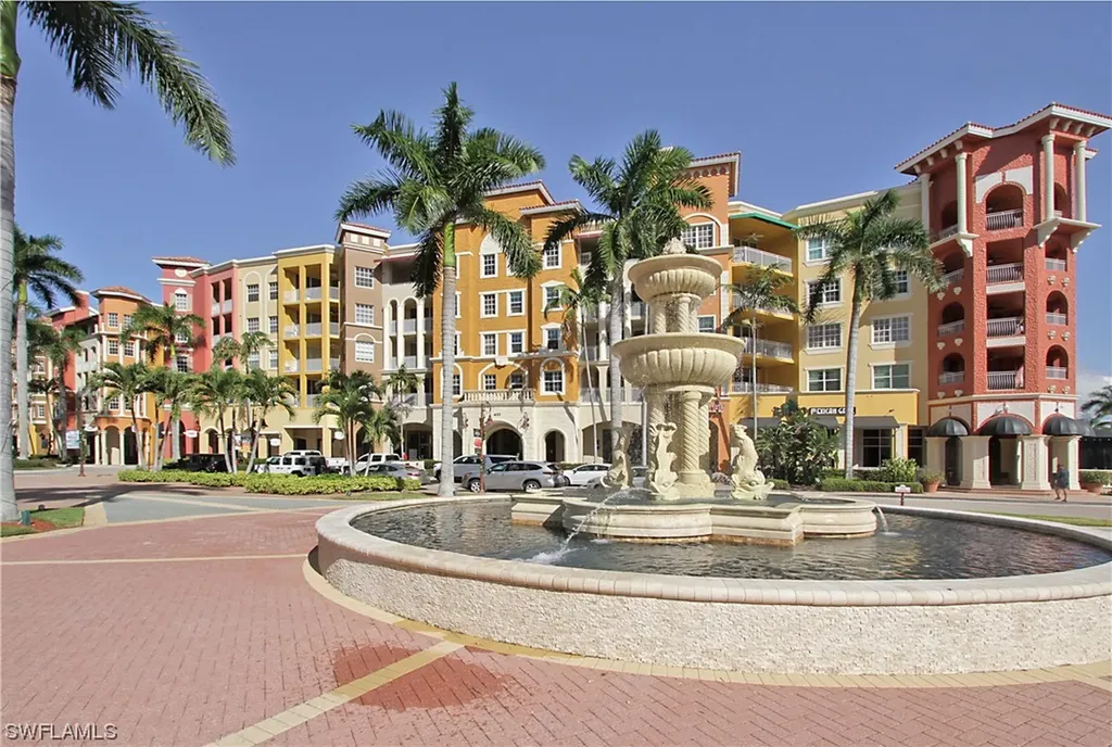 451 Bayfront Place Naples FL 34102