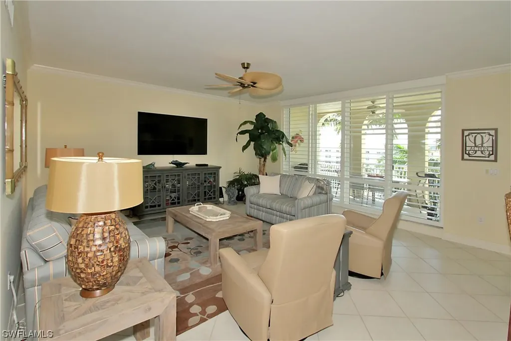 451 Bayfront Place Naples FL 34102