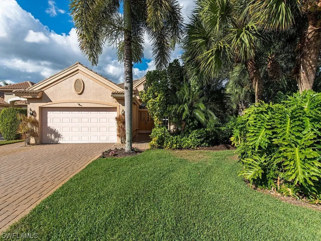 6003 Fairway Court Naples FL 34110