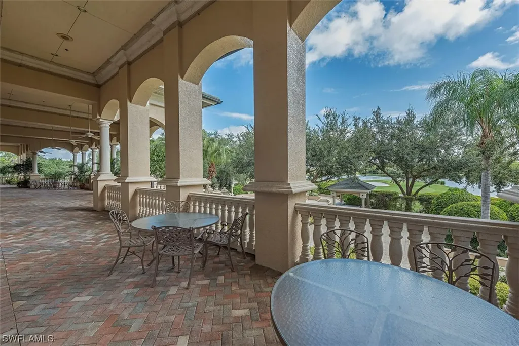 6003 Fairway Court Naples FL 34110