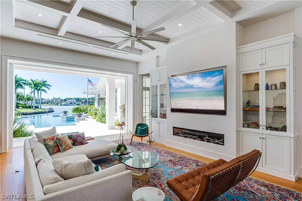 2380 Kingfish Road Naples FL 34102