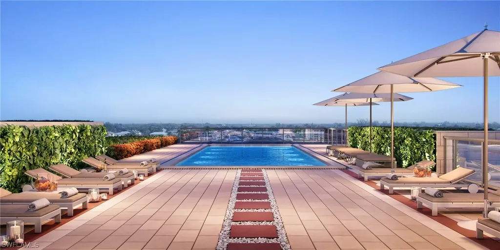 1165 8th Street S Naples FL 34102